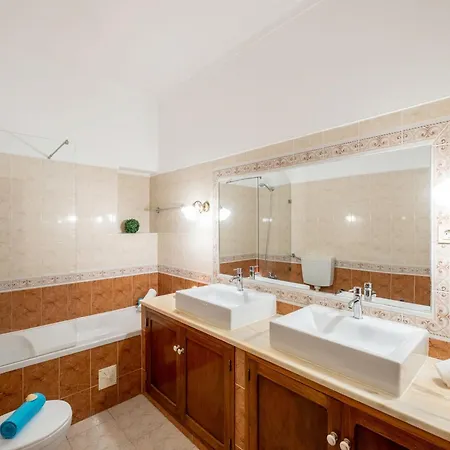 Villa Near Albufeira With Private Pool Vila Albufeira
