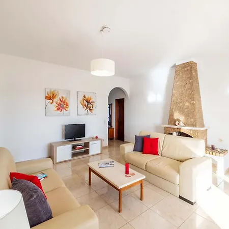 Willa Villa Near Albufeira With Private Pool